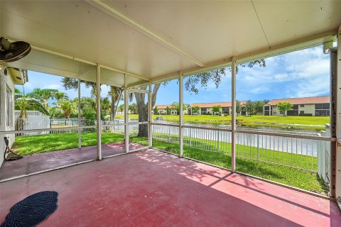 Villa ou maison à vendre à Deerfield Beach, Floride: 3 chambres, 181.72 m2 № 1224852 - photo 25