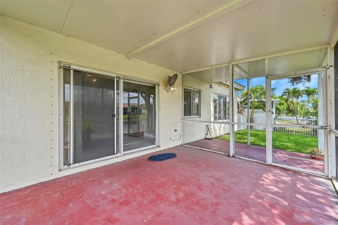 Casa en venta en Deerfield Beach, Florida, 3 dormitorios, 181.72 m2 № 1224852 - foto 24