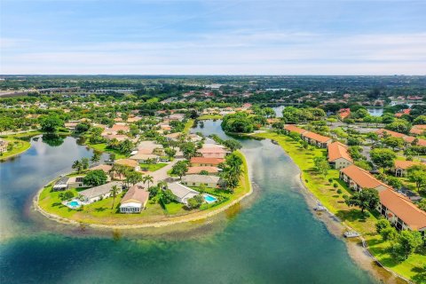 Villa ou maison à vendre à Deerfield Beach, Floride: 3 chambres, 181.72 m2 № 1224852 - photo 8