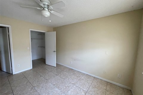 Condominio en venta en Pembroke Pines, Florida, 1 dormitorio, 71.72 m2 № 998417 - foto 5