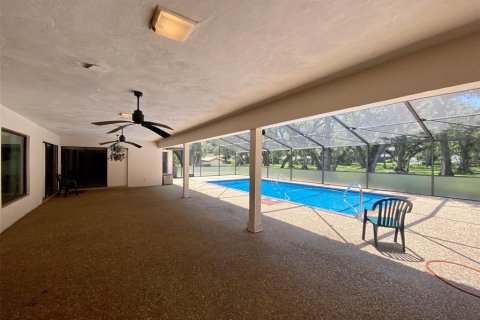 Villa ou maison à vendre à Okeechobee, Floride: 5 chambres, 380.9 m2 № 569858 - photo 26