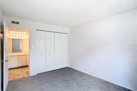 Condo in Orlando, Florida, 2 bedrooms  № 1283190 - photo 29