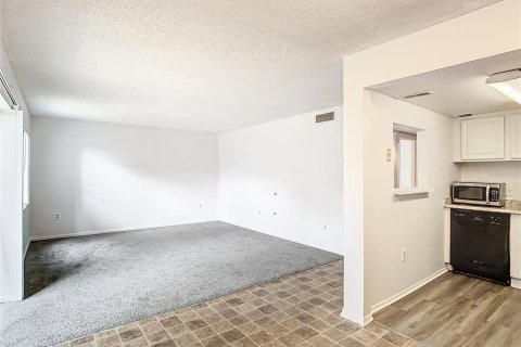 Copropriété à vendre à Orlando, Floride: 2 chambres, 78.97 m2 № 1283190 - photo 18