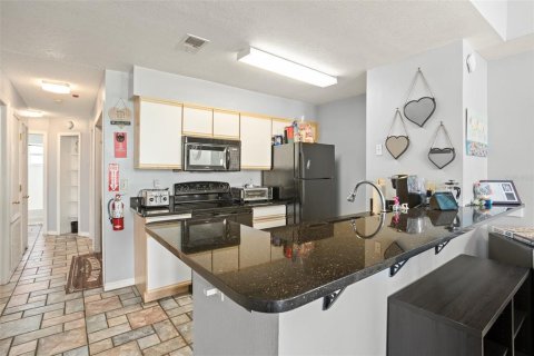 Condo in Kissimmee, Florida, 3 bedrooms  № 1088523 - photo 10