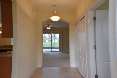 House in San Antonio, Florida 3 bedrooms, 185.62 sq.m. № 1311780 - photo 5