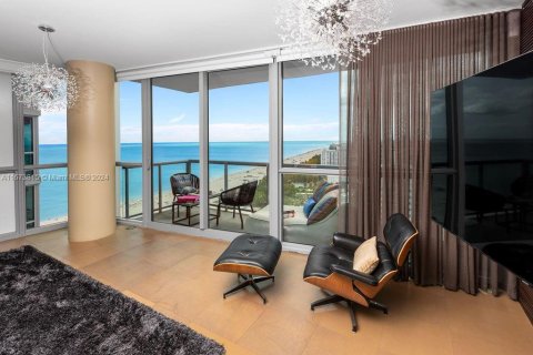 Condominio en venta en Miami Beach, Florida, 3 dormitorios, 218.69 m2 № 1402690 - foto 12