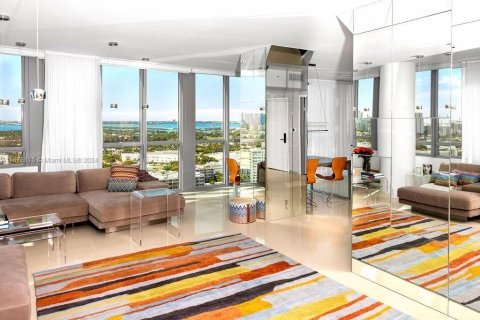 Condominio en venta en Miami Beach, Florida, 3 dormitorios, 218.69 m2 № 1402690 - foto 4