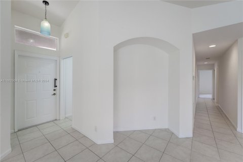 House in Boynton Beach, Florida 3 bedrooms, 149.76 sq.m. № 1417075 - photo 5