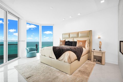 Condo in Sunny Isles Beach, Florida, 3 bedrooms  № 1328484 - photo 28