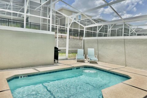 Townhouse in Davenport, Florida 4 bedrooms, 177.81 sq.m. № 1366609 - photo 25