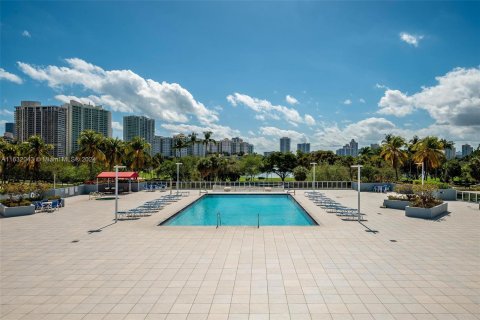 Copropriété à vendre à Aventura, Floride: 1 chambre, 70.14 m2 № 1293037 - photo 8