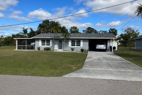 Villa ou maison à vendre à Punta Gorda, Floride: 2 chambres, 91.97 m2 № 937456 - photo 1