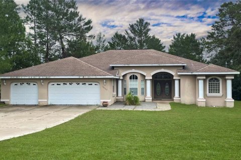 Casa en venta en Weeki Wachee, Florida, 3 dormitorios, 189.15 m2 № 1395721 - foto 1