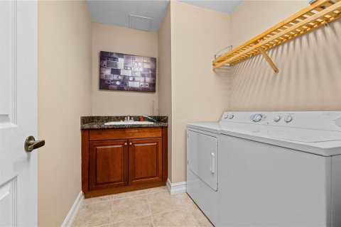 Condo in Punta Gorda, Florida, 3 bedrooms  № 1194064 - photo 28