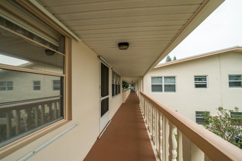 Condominio en venta en West Palm Beach, Florida, 1 dormitorio № 968404 - foto 10