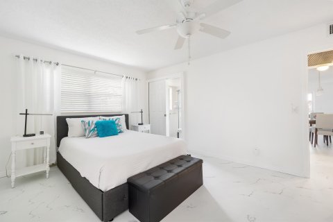 Condominio en venta en West Palm Beach, Florida, 1 dormitorio № 968404 - foto 17