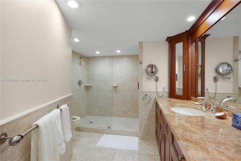 Copropriété à vendre à Coral Gables, Floride: 3 chambres, 297.29 m2 № 989144 - photo 10