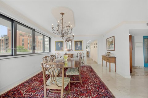 Copropriété à vendre à Coral Gables, Floride: 3 chambres, 297.29 m2 № 989144 - photo 3