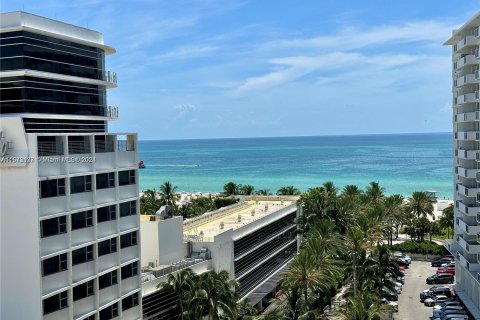 Copropriété à vendre à Miami Beach, Floride: 49.24 m2 № 1140666 - photo 1