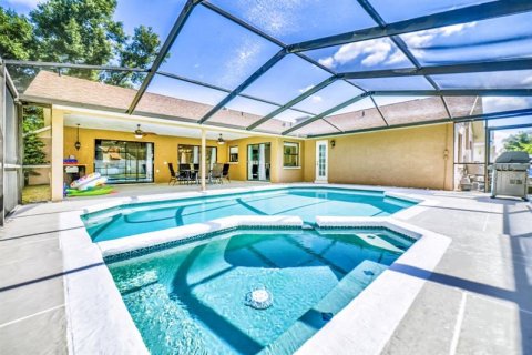 Купить виллу или дом в Брэндон, Флорида 3 комнаты, 223.06м2, № 846773 - фото 2