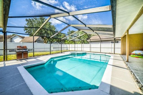 Villa ou maison à vendre à Brandon, Floride: 4 chambres, 223.06 m2 № 846773 - photo 5