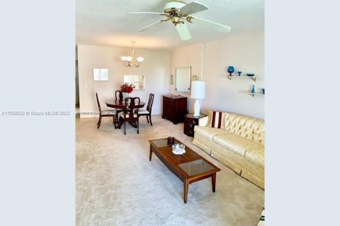 Copropriété à vendre à Dania Beach, Floride: 2 chambres, 106.28 m2 № 918288 - photo 4