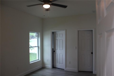 House in Tampa, Florida 3 bedrooms, 118.26 sq.m. № 1369592 - photo 21