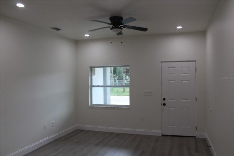 House in Tampa, Florida 3 bedrooms, 118.26 sq.m. № 1369592 - photo 8