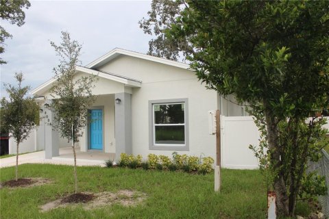 Villa ou maison à vendre à Tampa, Floride: 3 chambres, 118.26 m2 № 1369592 - photo 5