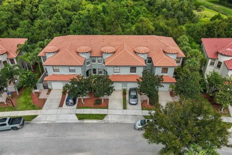 Touwnhouse à vendre à Kissimmee, Floride: 4 chambres, 183.95 m2 № 1369593 - photo 2