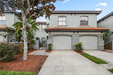 Touwnhouse à vendre à Kissimmee, Floride: 4 chambres, 183.95 m2 № 1369593 - photo 1