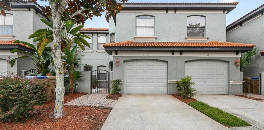 Townhouse in Kissimmee, Florida 4 bedrooms, 183.95 sq.m. № 1369593