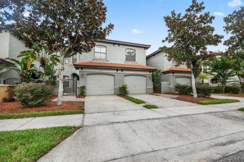 Adosado en venta en Kissimmee, Florida, 4 dormitorios, 183.95 m2 № 1369593 - foto 3