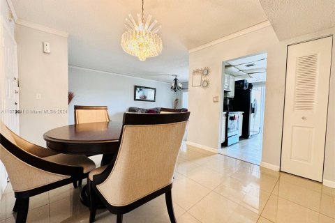 Condo in Coral Springs, Florida, 1 bedroom  № 1396307 - photo 6