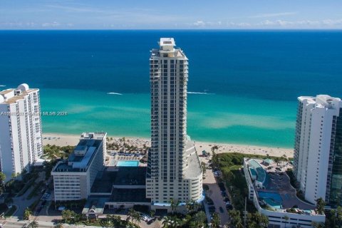 Condo in Sunny Isles Beach, Florida, 1 bedroom  № 1374277 - photo 30