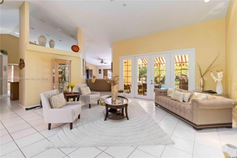 Casa en venta en Plantation, Florida, 4 dormitorios, 279.54 m2 № 1374240 - foto 18