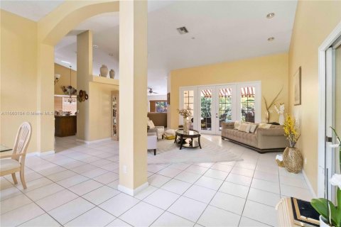 Villa ou maison à vendre à Plantation, Floride: 4 chambres, 279.54 m2 № 1374240 - photo 14