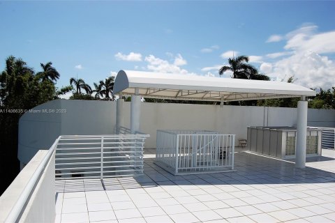 House in Fort Lauderdale, Florida 5 bedrooms, 375.6 sq.m. № 565004 - photo 14