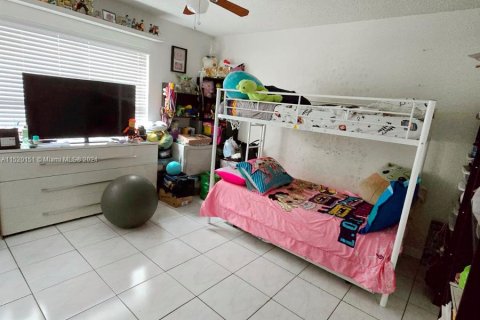 Condominio en venta en Doral, Florida, 2 dormitorios, 76.55 m2 № 967420 - foto 10