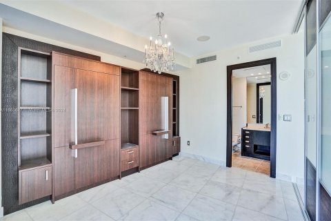 Condo in Sunny Isles Beach, Florida, 3 bedrooms  № 1366997 - photo 19