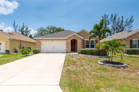 Villa ou maison à vendre à Punta Gorda, Floride: 3 chambres, 157 m2 № 1195815 - photo 1