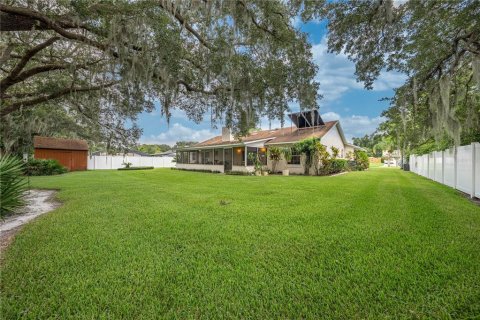 Villa ou maison à vendre à Kissimmee, Floride: 3 chambres, 180.69 m2 № 1287112 - photo 27