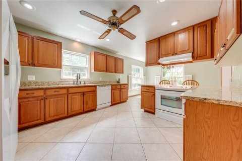 Villa ou maison à vendre à Kissimmee, Floride: 3 chambres, 180.69 m2 № 1287112 - photo 6