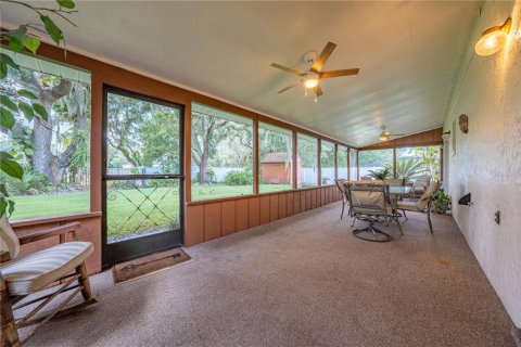 Villa ou maison à vendre à Kissimmee, Floride: 3 chambres, 180.69 m2 № 1287112 - photo 24