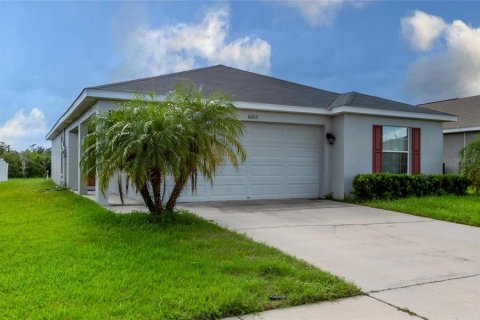 House in Zephyrhills, Florida 4 bedrooms, 141.58 sq.m. № 1287024 - photo 3