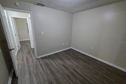 Immobilier commercial à vendre à Leesburg, Floride: 143.07 m2 № 1372952 - photo 4