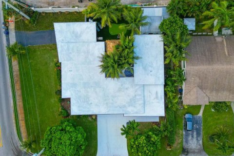 Immobilier commercial à vendre à Deerfield Beach, Floride: 345.41 m2 № 712399 - photo 5