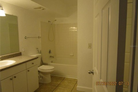 Condo in Orlando, Florida, 2 bedrooms  № 1264606 - photo 14