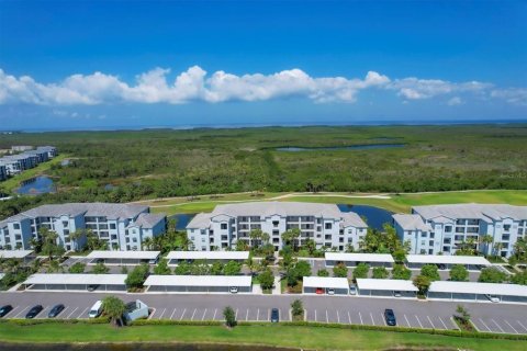 Copropriété à vendre à Punta Gorda, Floride: 2 chambres, 107.21 m2 № 1242639 - photo 1