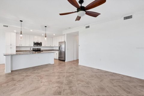 Condo in Punta Gorda, Florida, 2 bedrooms  № 1242639 - photo 16